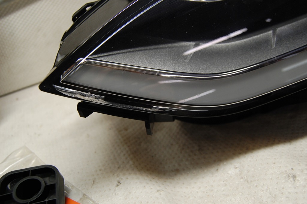 Tesla model x лампа ліва full led 103431800b Доставка