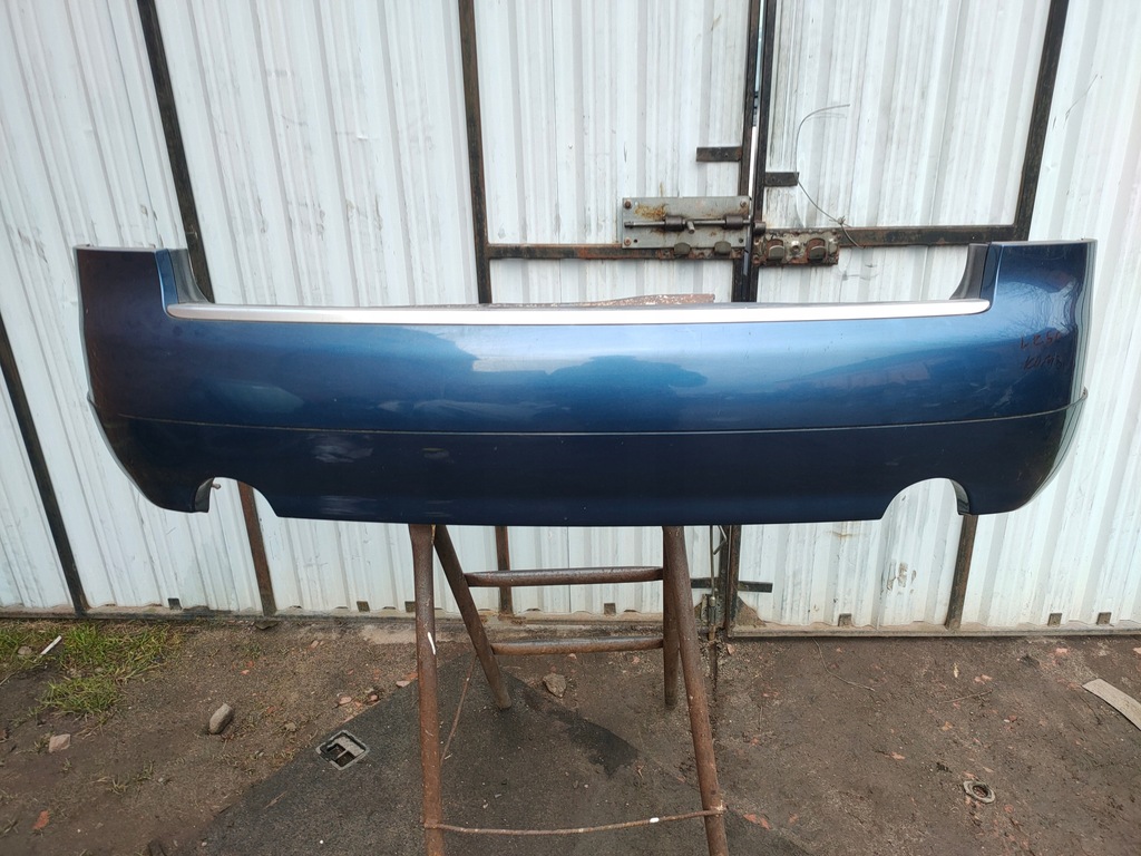 фото №1, Бампер задня audi a4 b6 kombi lz5c 2 труби