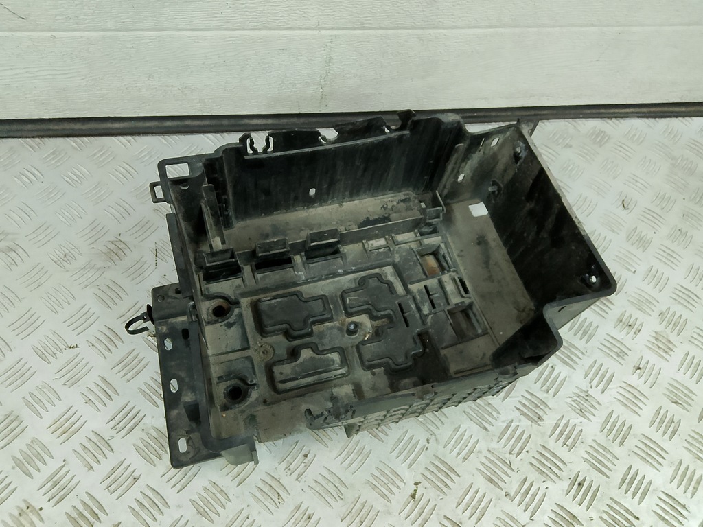 фото №1, Citroen c3 i lift 2008 корпус аккумулятора 9656705880