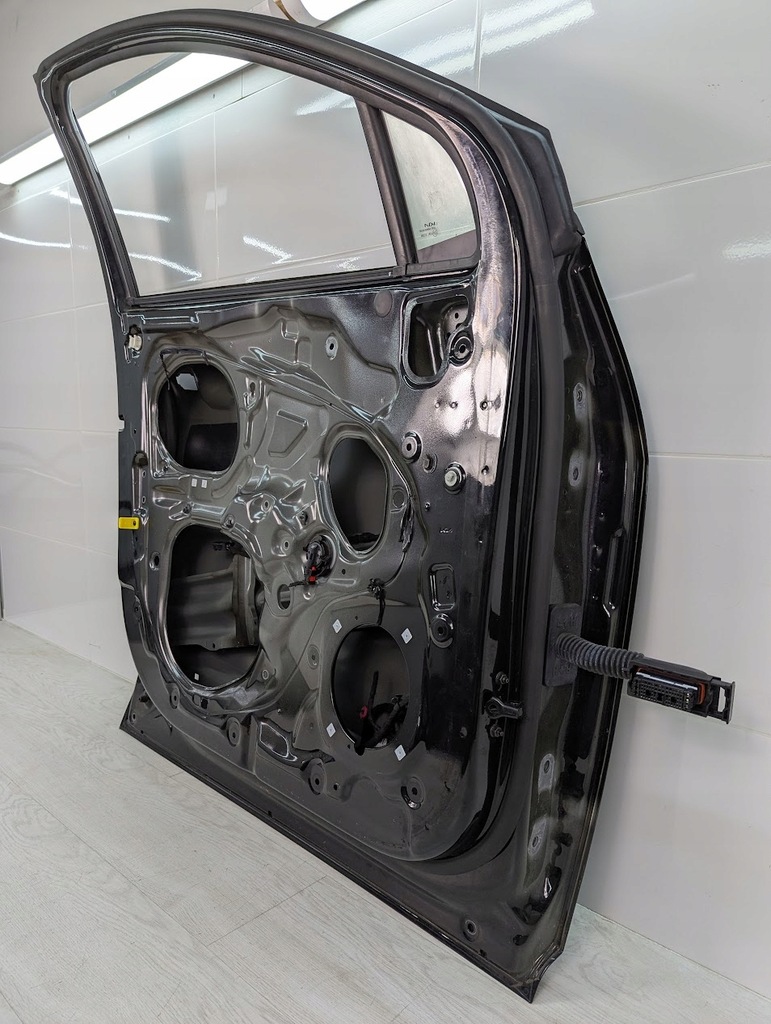 фото №10, Дверь левый перед kia sportage v 01841 76003r2010 1k black перламутр