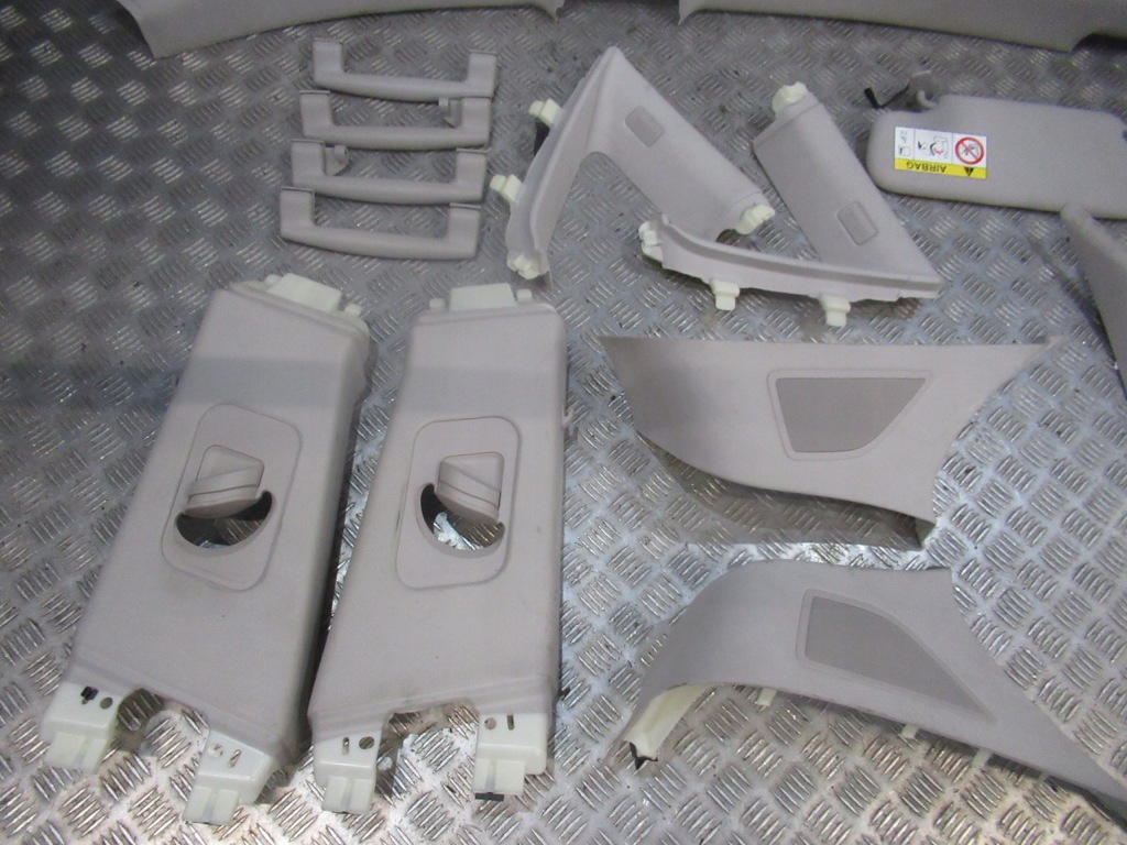 фото №3, Maserati levante стеля стійки alcantara комплект