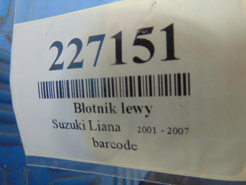 Suzuki liana седан крыло  левое  код лакокрасочного покрытия z13 с Разборки