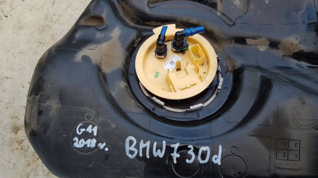 Бак насос топлива bmw 7 g11 3.0 d Оригинал