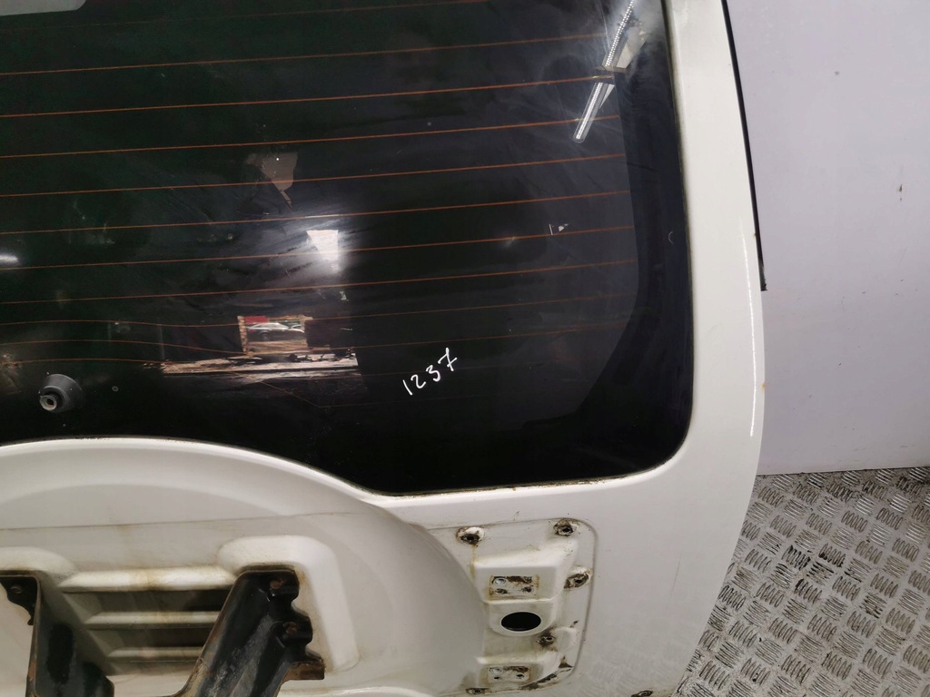 фото №8, Mitsubishi pajero 2007 задняя крышка багажника багажника