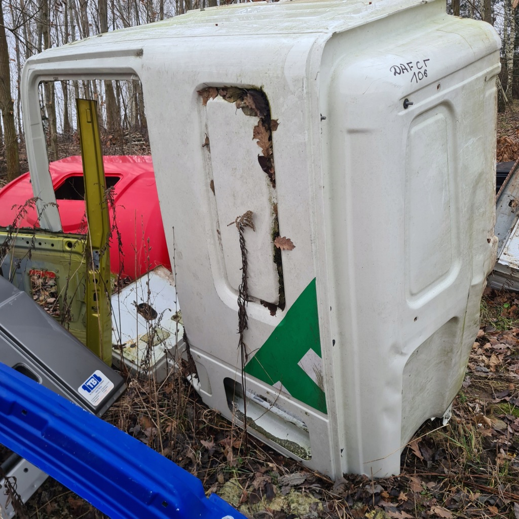 фото №4, Daf cf 106 кабіна чверть обшивка bok