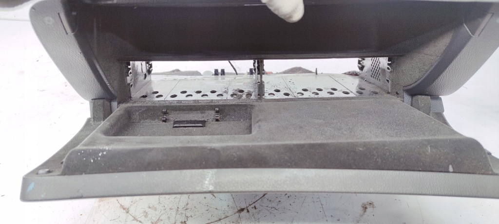 фото №9, Бардачок пасажира audi a6 c6 4f1857035 6ps soul 6