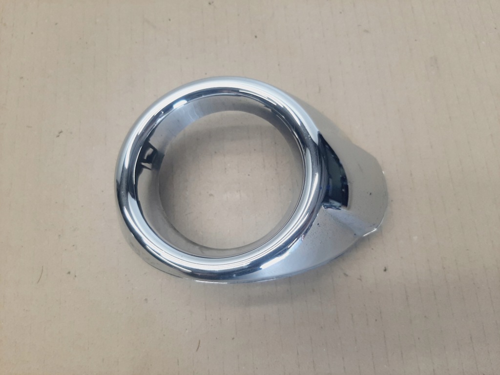 Противотуманная фара + решётка рамка хром бампера ford focus mk3 3 2010-2014 правый с Разборки