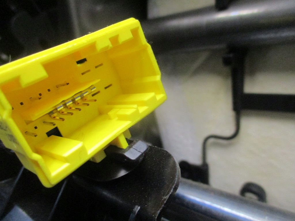 фото №8, Сиденье правый перед пассажира peugeot 3008 ii