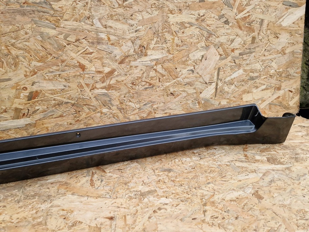 фото №4, Молдинг поріг права toyota avensis t27