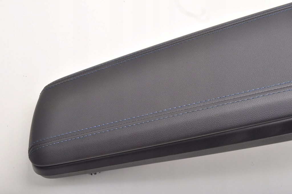 фото №15, Bmw 2 u06 подлокотник кожаный 24r 5a6e0d7