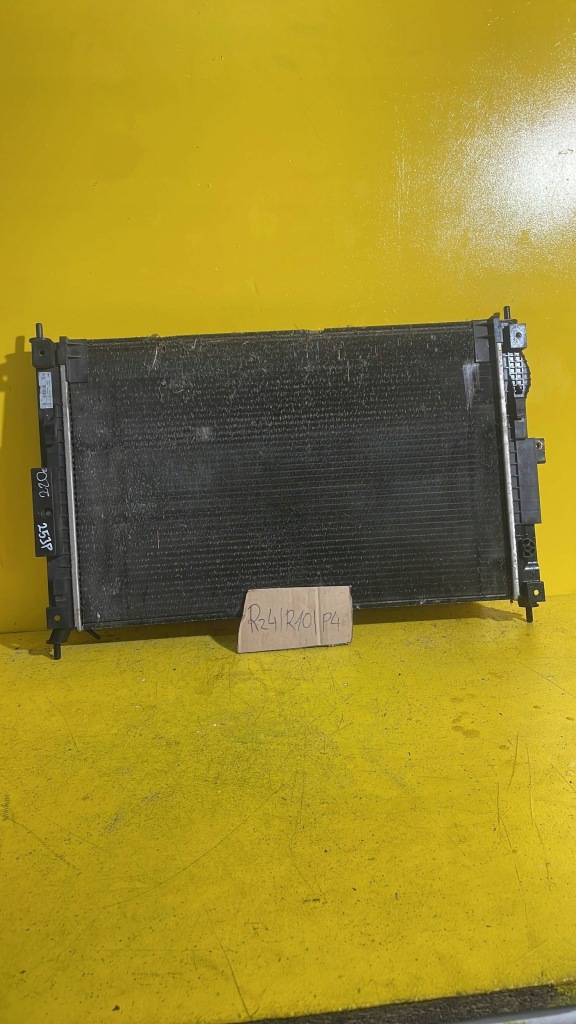 Peugeot 308 2016 радиатор воды 9809141780 Недорого