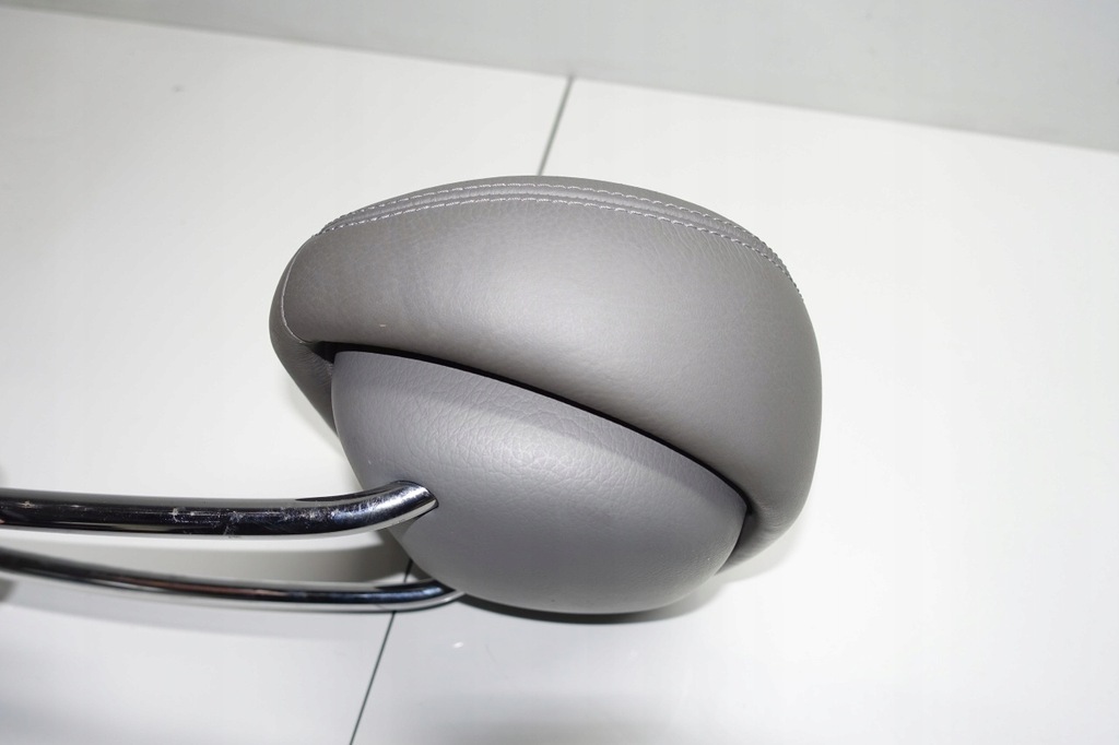 фото №4, Mercedes w209 clk подголовник активный перед передний lift