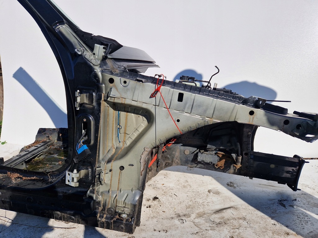 фото №1, Чверть права передня bmw x1 e84