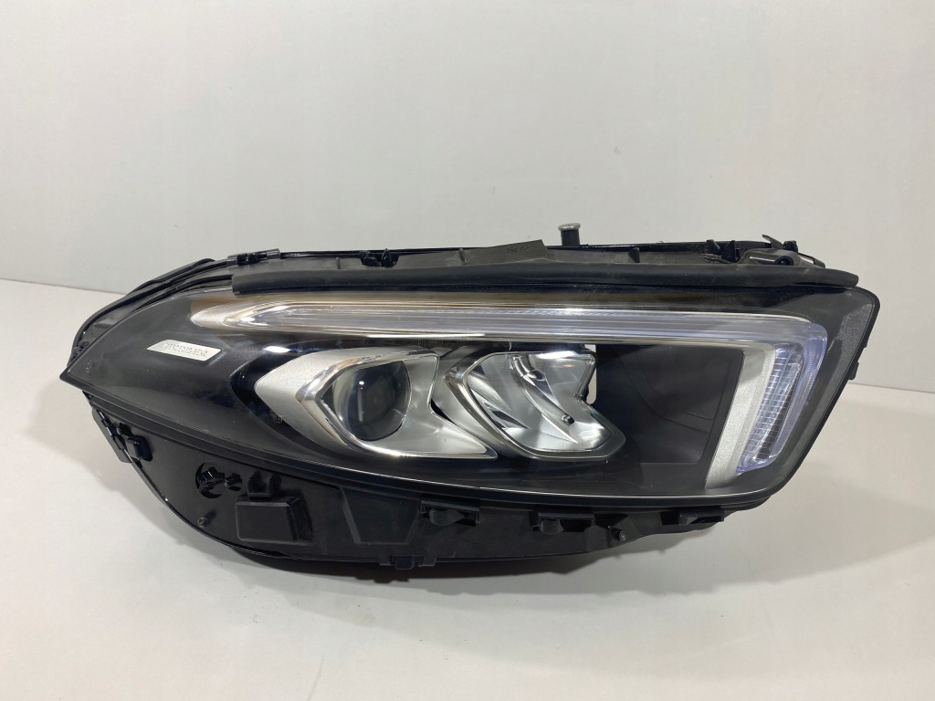 Mercedes a klasa 177 perrformance led правый перед Цена