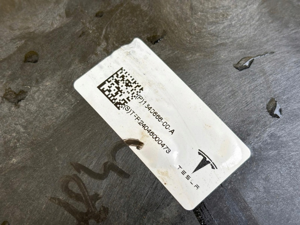 Tesla model y радіатор комплект вентилятор жалюзі керма повітря Оригінал