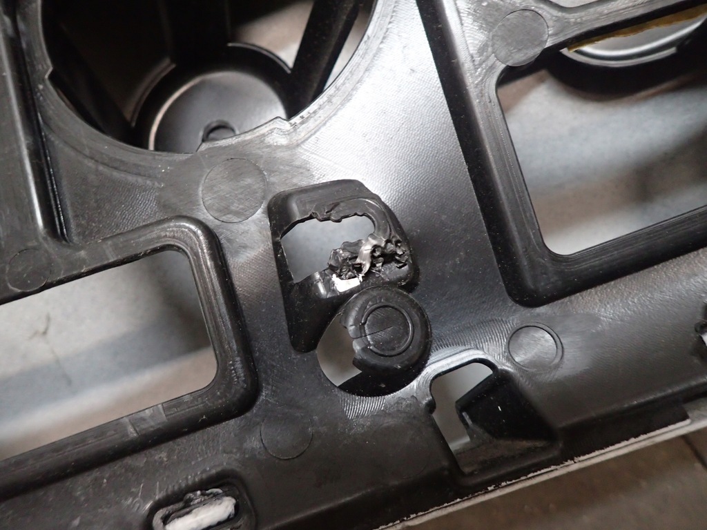 фото №7, Кришка багажника задня накладка opel insignia a lift