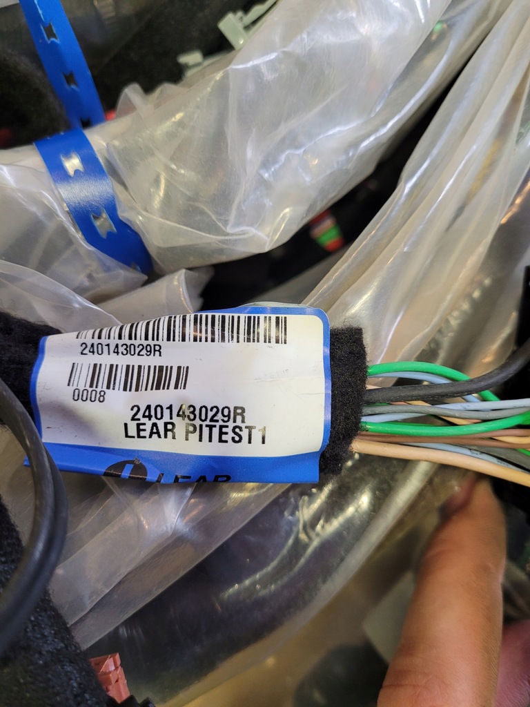 фото №8, Електропроводка nowa trafic iii vivaro b 240143029r