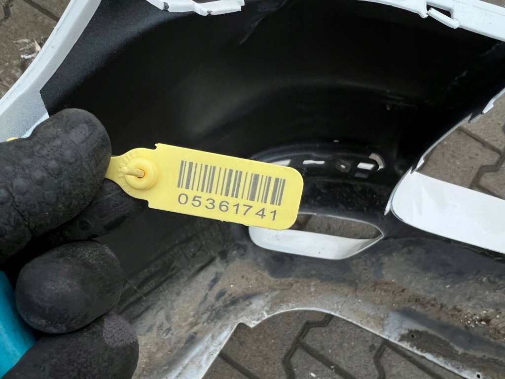 Бампер задній задній bmw x5 f15 m набір колір a300 Оригінал