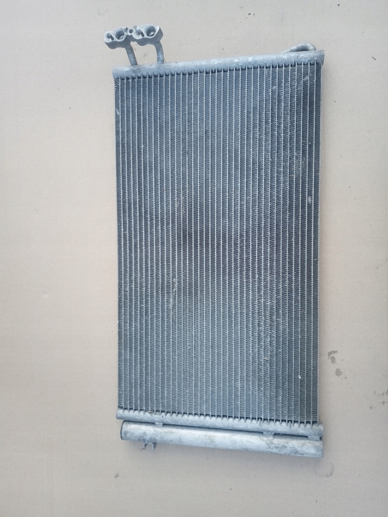 фото №1, Радиатор кондиционера bmw e90 /e91 9206296