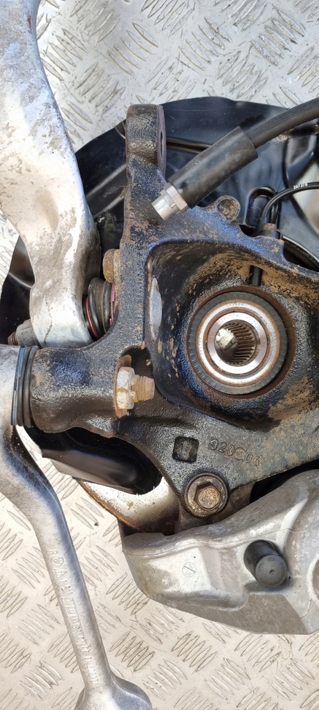 фото №12, Bmw e60 e61 поворотный кулак амортизатор 6772220 рычаг x-drive правый перед