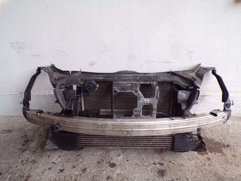 фото №1, Pas передний радиатор mercedes w219 cls комплект