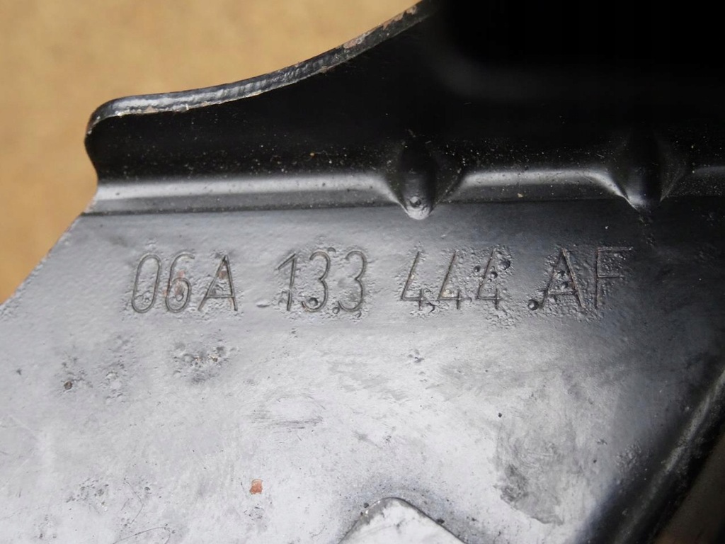 фото №9, Audi s3 8l tt 8n golf iv octavia i 1.8t бак вакуумa 06a131541