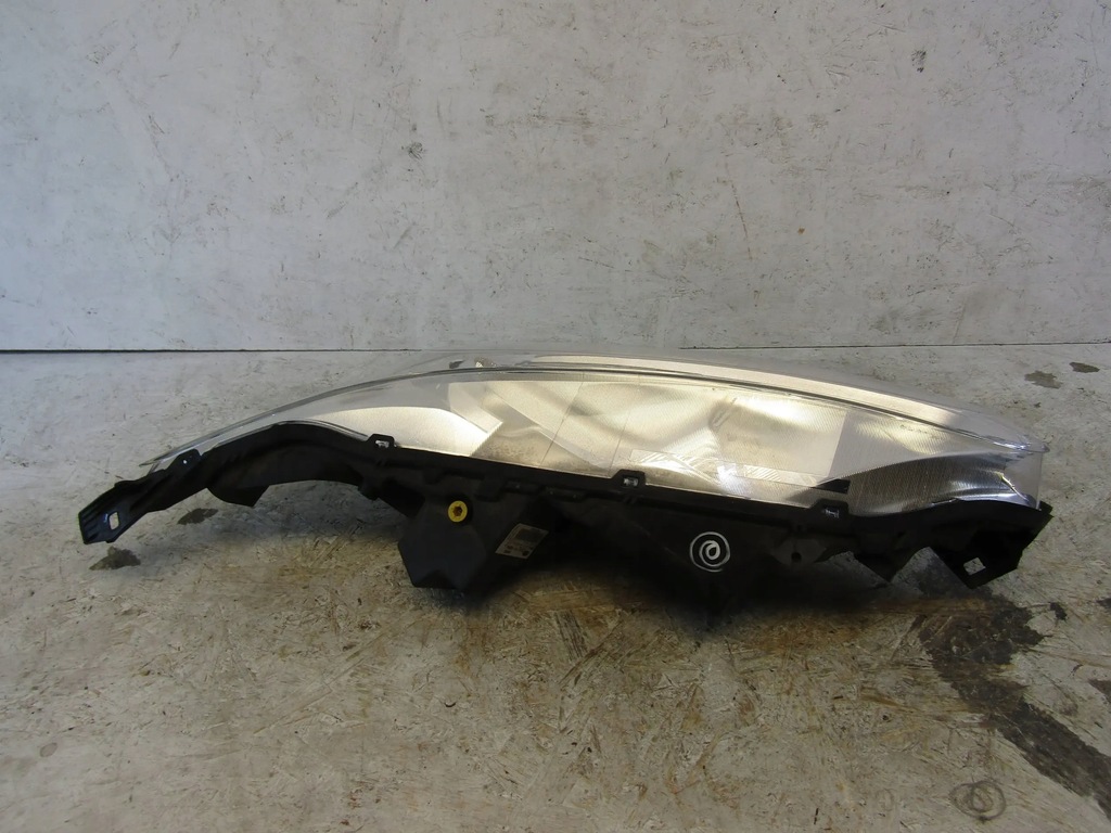 фото №11, Ford transit connect лампа левая перед 15r-- ft11-13w030-aa