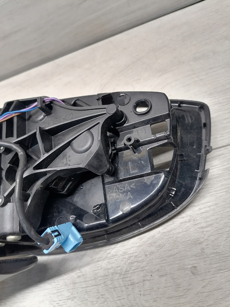 фото №9, Mazda 2 зеркало левая 9pin - berv 69180