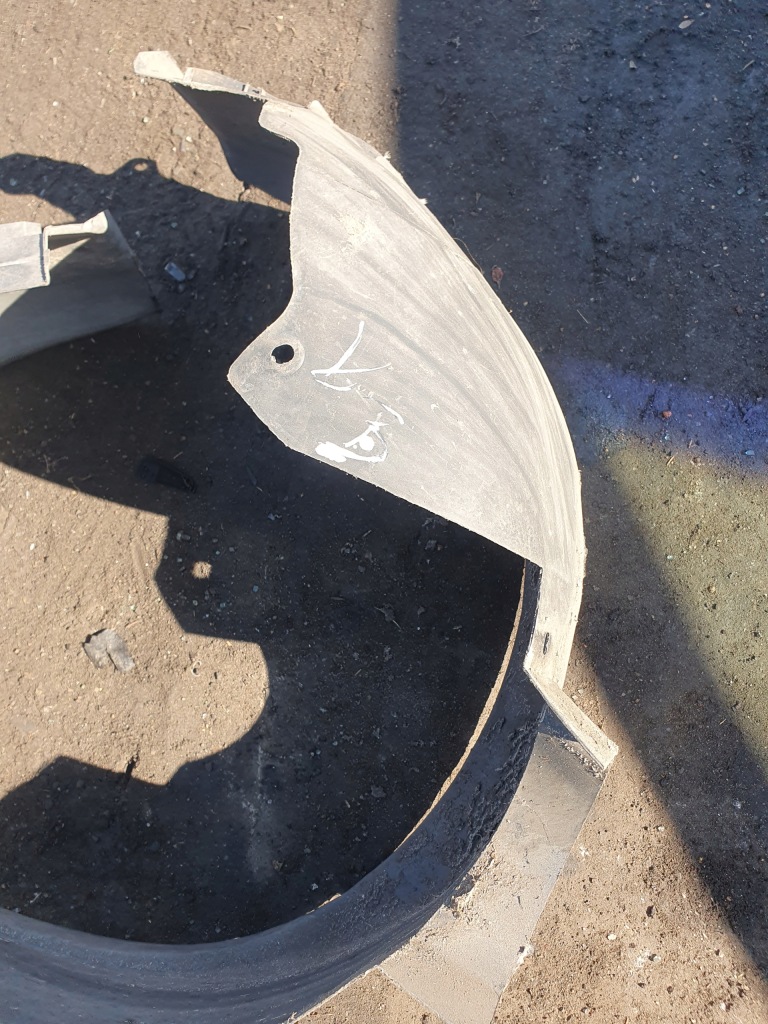 Капот крышка двигателя перед opel vectra b 96-99 седан 1.8 ben z146 целая Киев