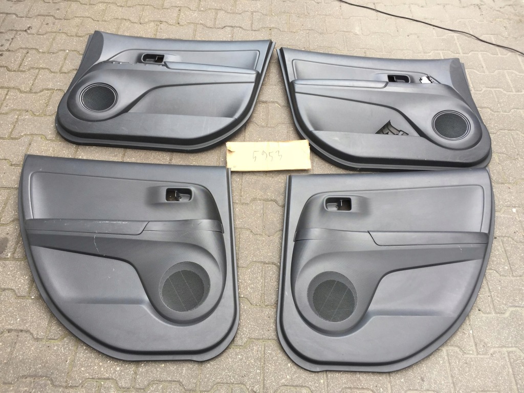 фото №1, Daihatsu materia 06- обшивка обшивки двері комплект