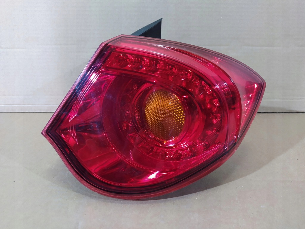 Alfa romeo giulietta лампа права задній задня Ціна