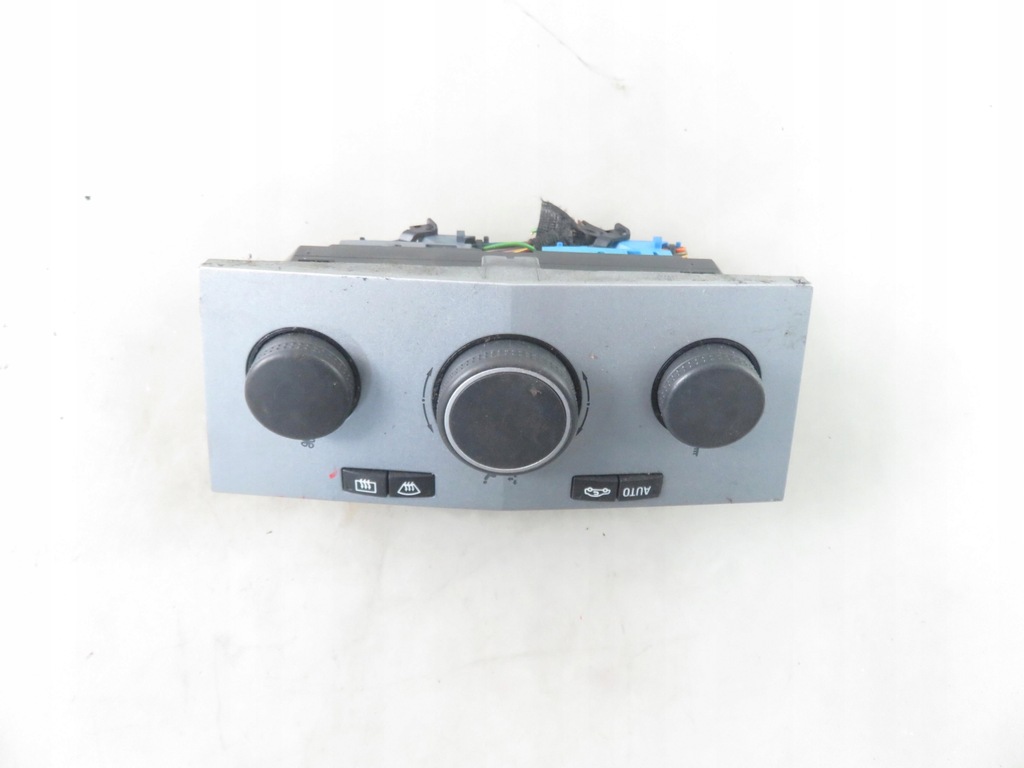 фото №6, Панель обдув с ac opel astra iii h gtc 13122962