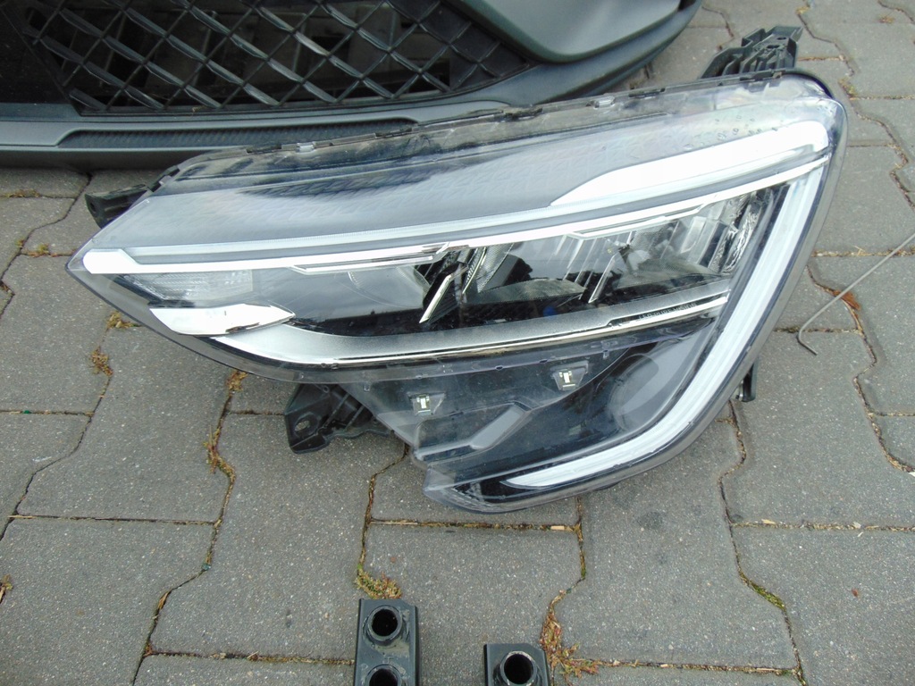 фото №8, Kompletny перед капот бампер arkana rs-line 1.6e-tech full led 260603632r