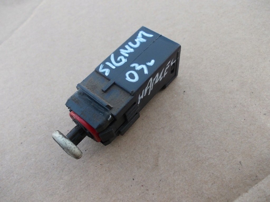 фото №1, Датчик стоп opel signum vectra c 09185906