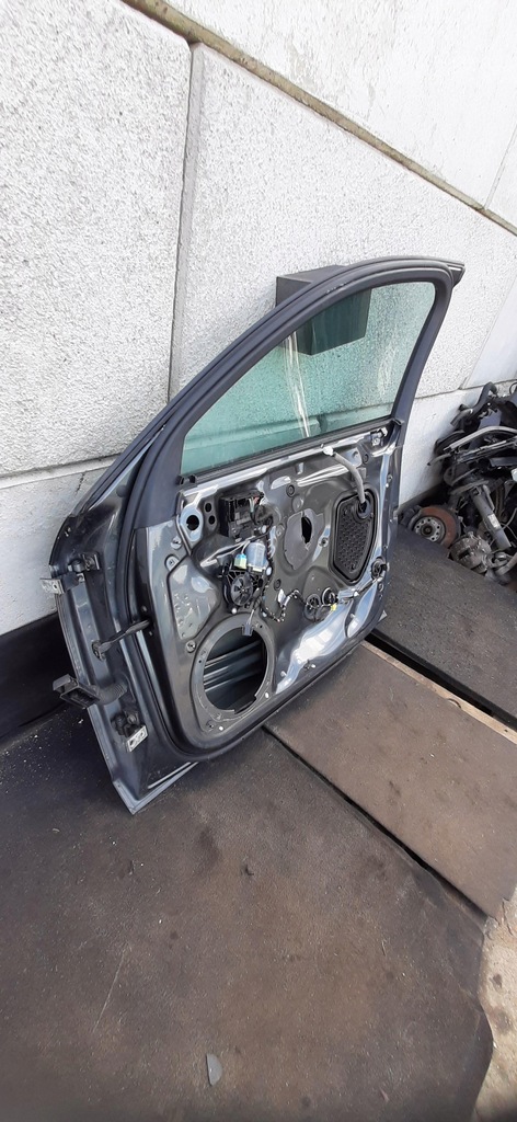 фото №9, Двері правий перед s-line sedan audi a3 8v lak.lz7s