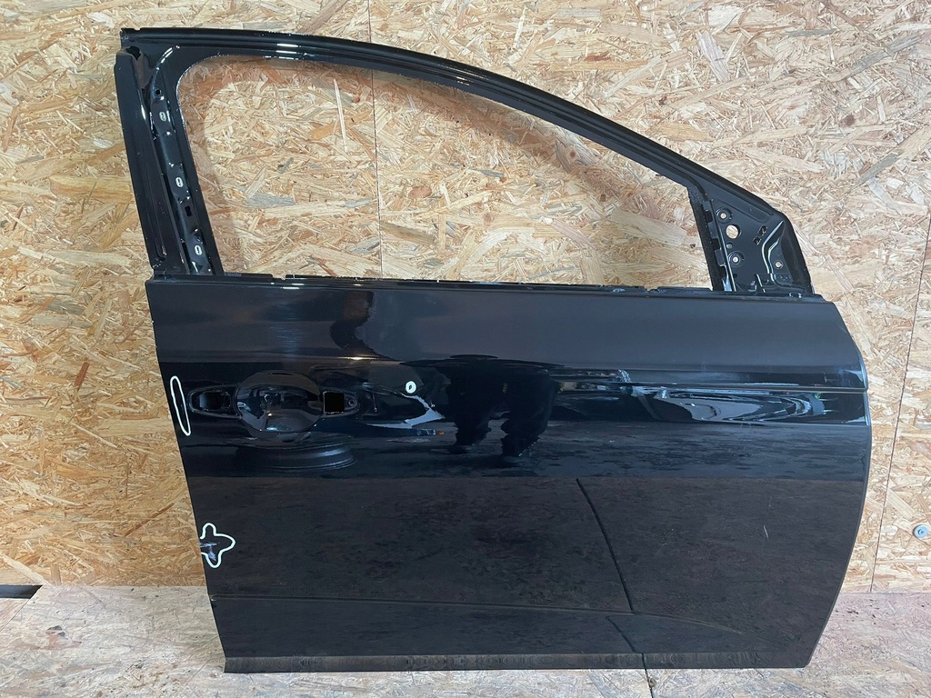 фото №1, Renault megane iv 4 дверь правое перед передние