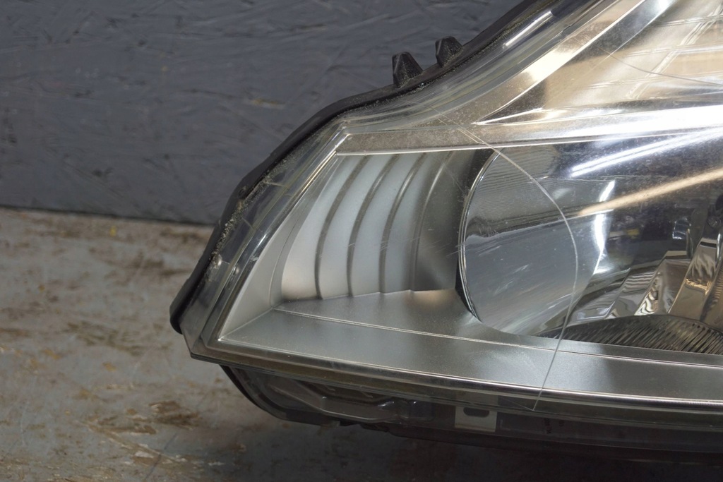 фото №7, Renault modus lift лампа левый перед 8200658379 uk c1896