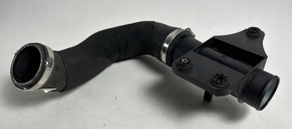 фото №3, Шланг труба интеркулер audi a6 c7 4g0145673ah