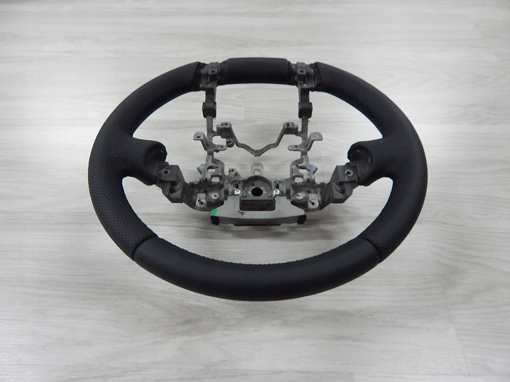 фото №7, Toyota prius iii - повітропровід - nowa шкіра bez застава !!