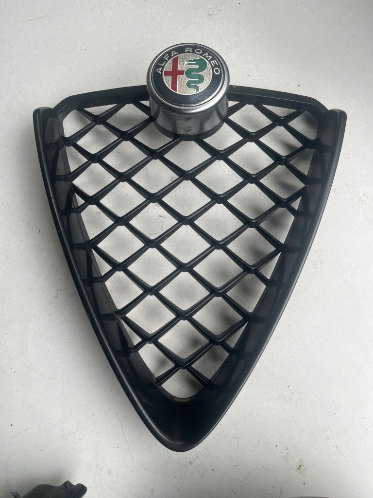 Купить Alfa romeo stelvio qv решётка радиатора решётка радиатора бампера 2019-