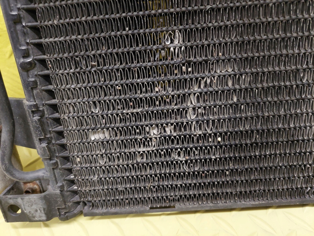 фото №8, Volvo xc70 ii 2.5 радиатор кондиционера 31101052