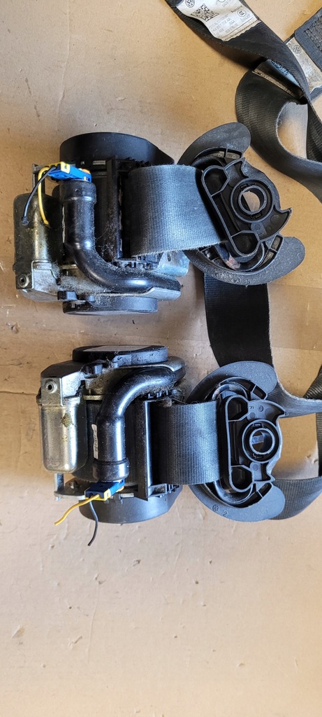 фото №7, 2x натяжитель pas ремни vw golf v 1k4857705 1k4857706 5-дверь оригинал демонтаж