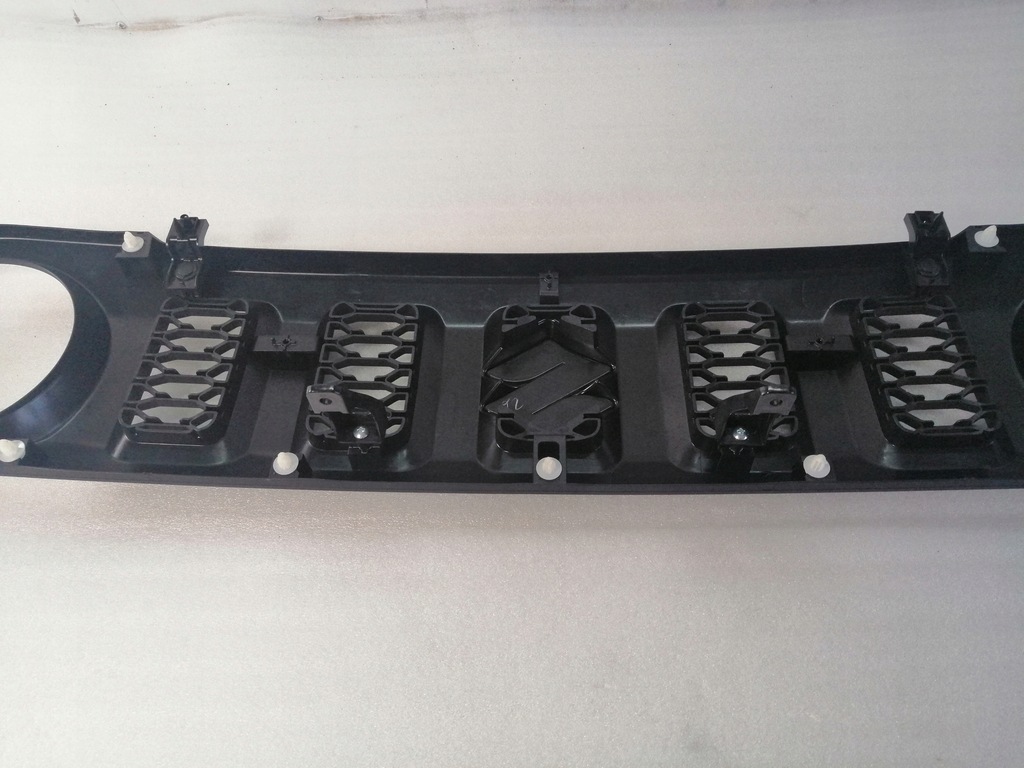 фото №6, Suzuki jimny ii решітка радіатора