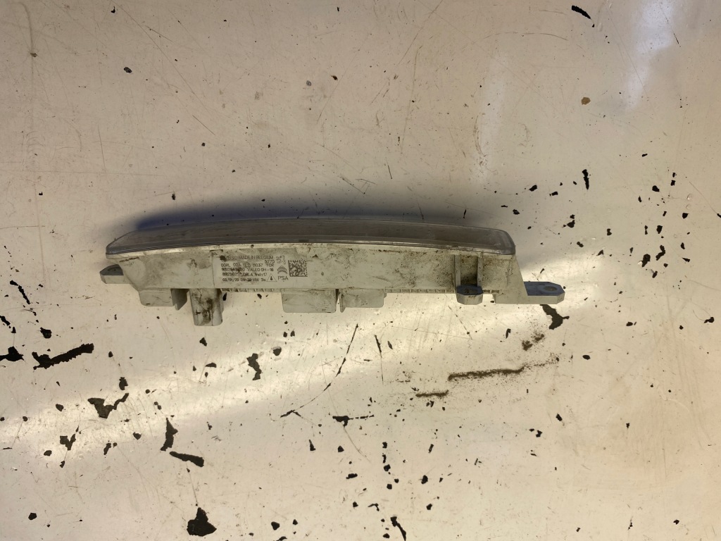 Citroen peugeot фонарь  led drl 9812662280 Оригинал