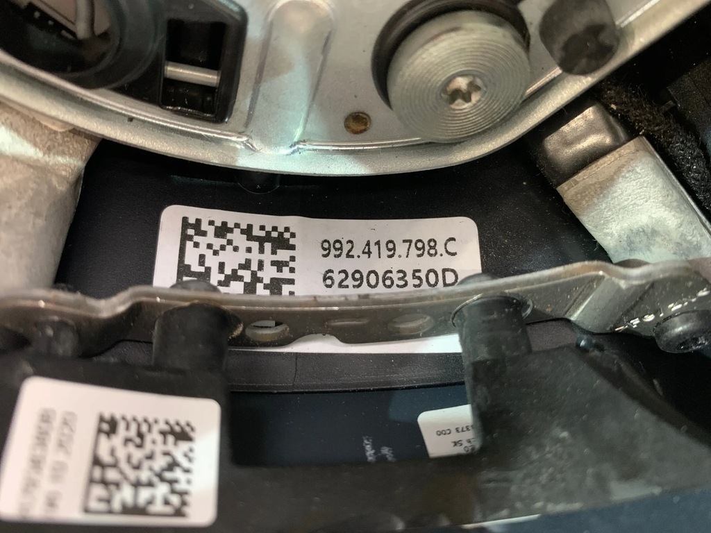 фото №10, Porsche 911 992 воздуховод карбон подогрев idealna graphitblau 992419798c