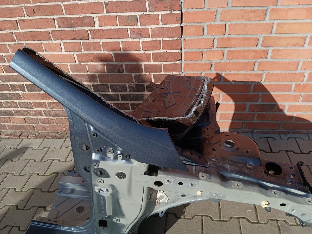 фото №3, Лонжерон четверть правая перед renault megane iv kombi