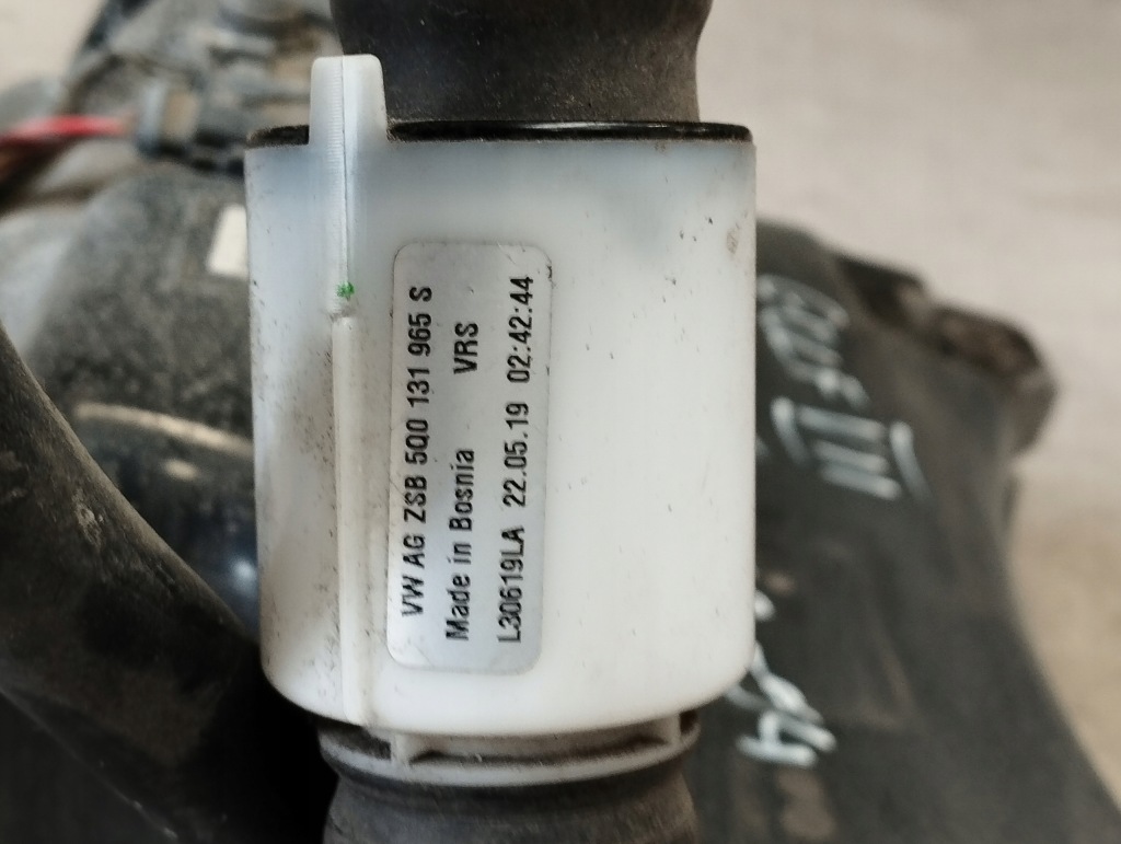 Volkswagen golf vii 7 універсал бак adblue 5q0131877f в Україні