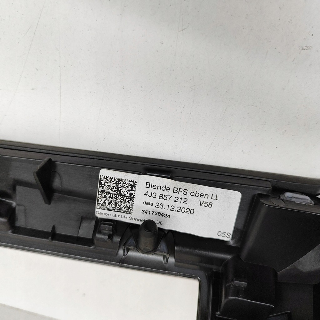 фото №5, Audi e-tron gt 2022 рамка бардачка панелі приладової панелі