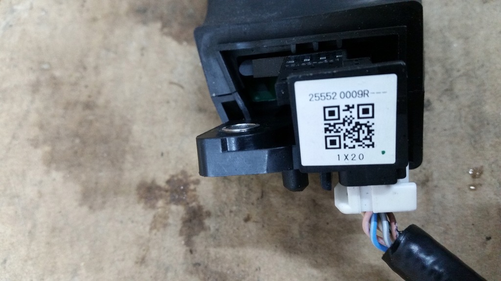 фото №2, Перемикач радіо renault fluence ze 255520009r