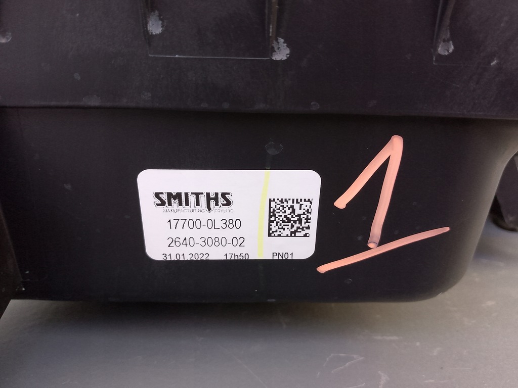 фото №7, Toyota hilux viii 8 2016- корпус фильтра воздуха 17700-0l380 ÷